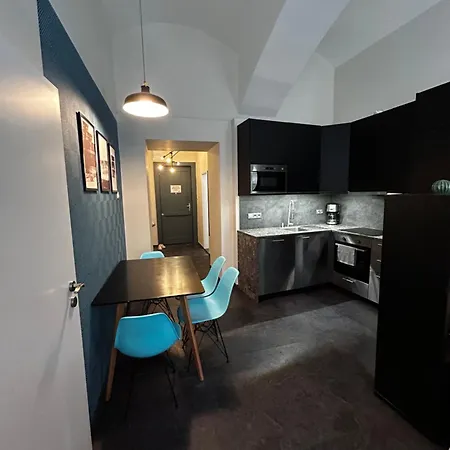 In The Heart Of Apartamento Praga